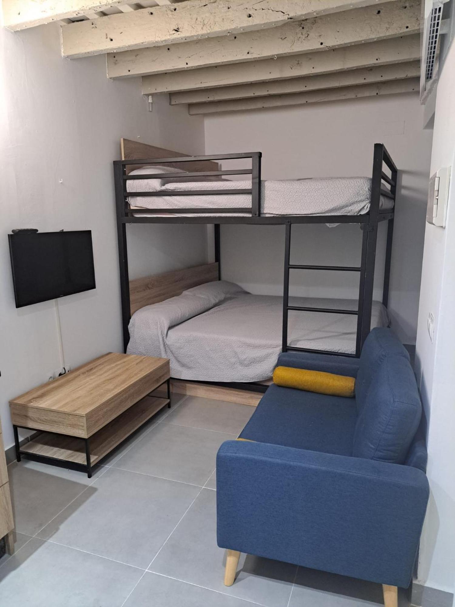 Triana75 Apartment Севиля Екстериор снимка